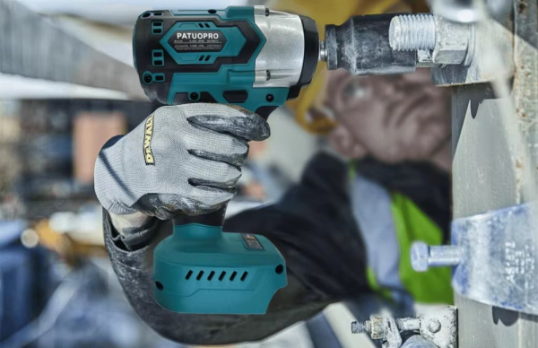 Что такое гайковерт и зачем он в домашней мастерской? Что такое гайковерт и зачем он в домашней мастерской?