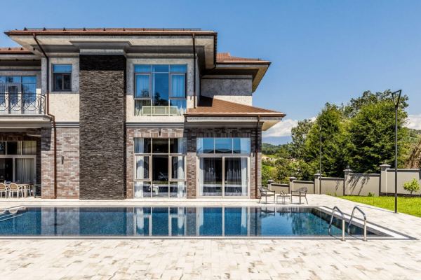 В статусе эксклюзив