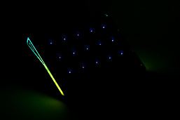 Подставка Evolution LCS-09 RGB для ноутбука до 17 дюймов, с активным охлаждением и красочной подсветкой