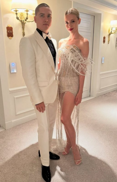 Нагиев, Тодоренко, Литвин и еще 400 громких имён «инфоцыган», которых Андрей Ковалёв хочет отправить на СВО Нагиев, Тодоренко, Литвин и еще 400 громких имён «инфоцыган», которых Андрей Ковалёв хочет отправить на СВО