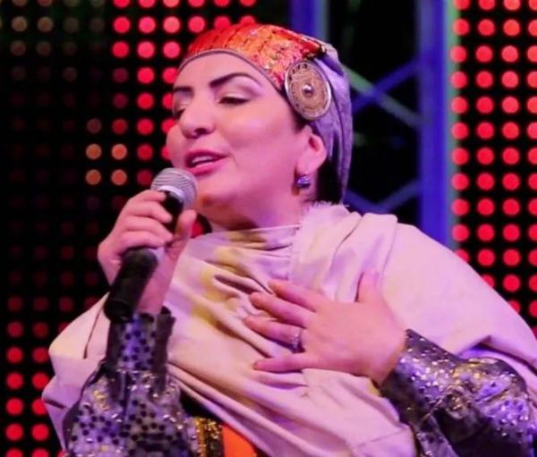 Забил сковородой: в Дагестане умерла 47-летняя певица &mdash; возбуждено уголовное дело