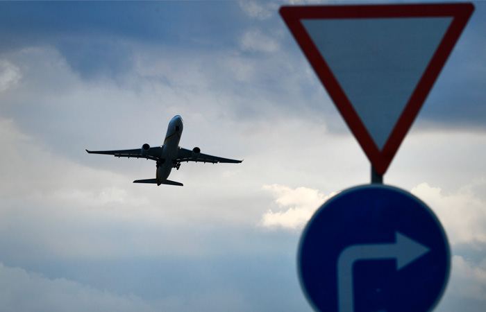 Из-за ограничений 25-26 мая на запасных аэродромах сели 32 самолета, летевших в Москву