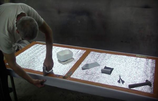 Как правильно утеплить входную деревянную дверь своими руками: пошаговая инструкция