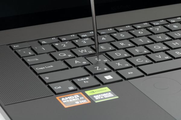 Обзор ноутбука Asus ProArt P16 (H7606WI) с AMD Ryzen AI 9 HX 370 и Nvidia GeForce RTX 4070 Laptop