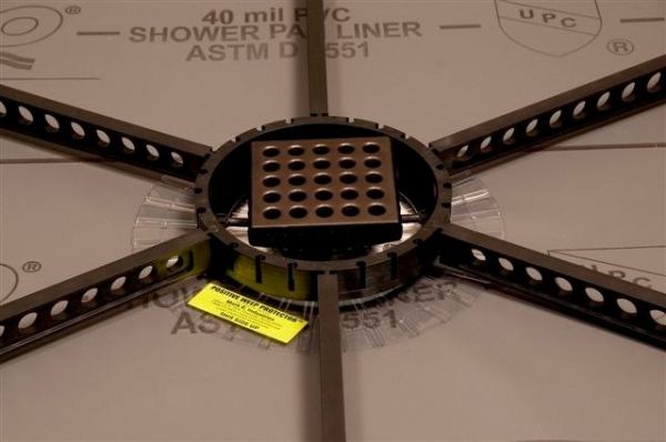 Как сделать сливной трап в душевой