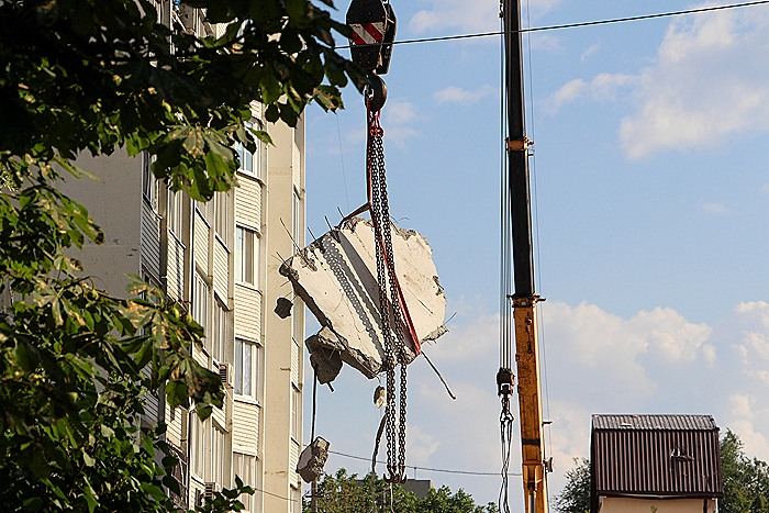Эксперты признали безопасными три подъезда дома в Саратове, где был взрыв газа