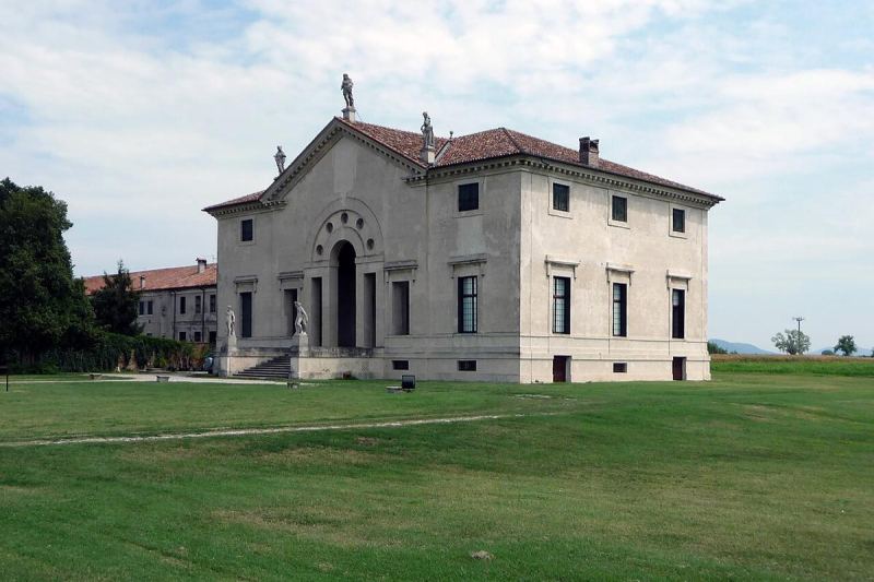 Эра сталинских высоток и восстановления городов: советский