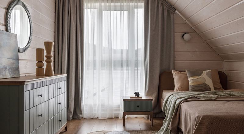 Как утеплить дом из бруса: выбор материалов и технологии